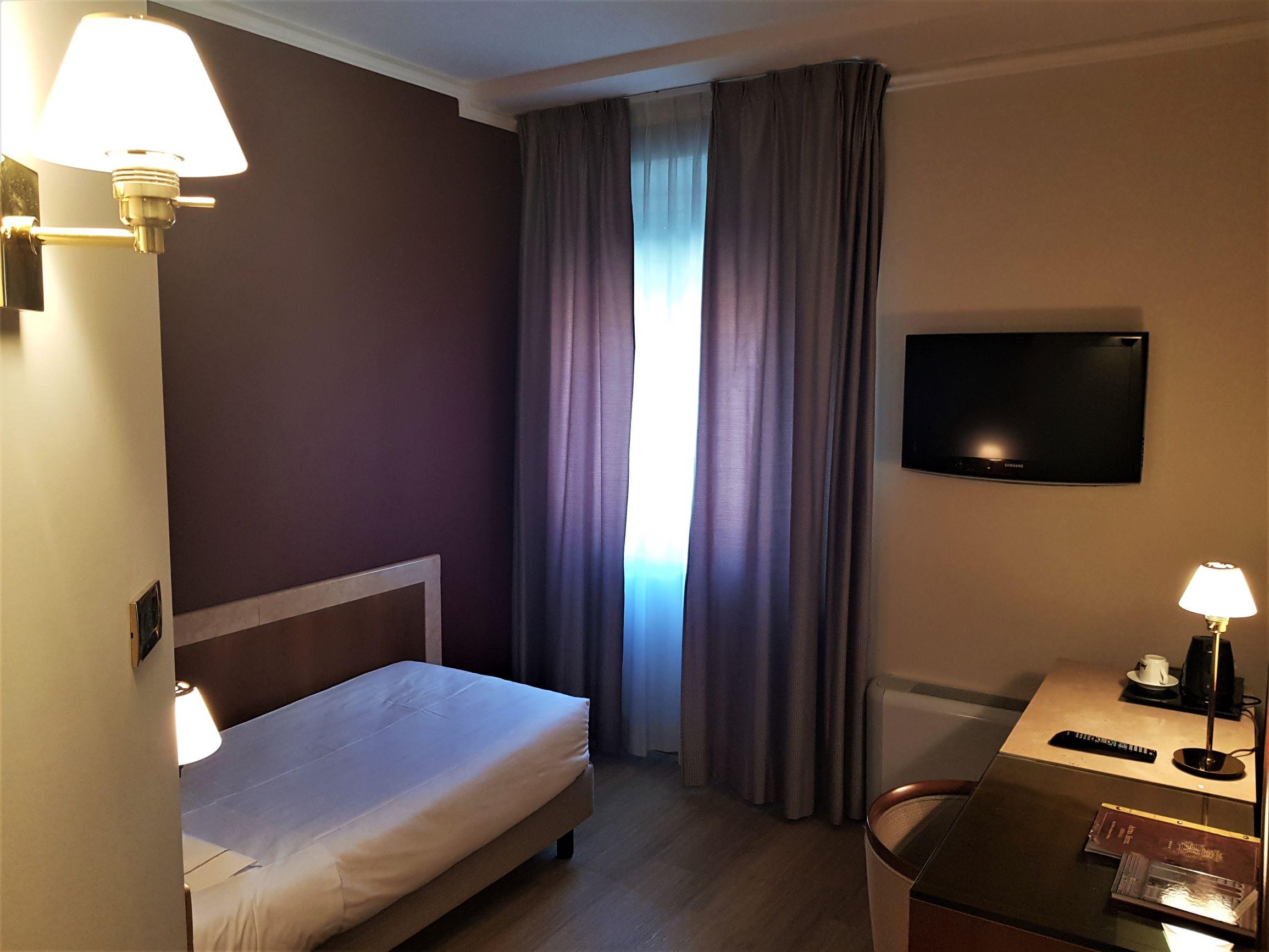 Astra Hotel Ferrara Eksteriør bilde