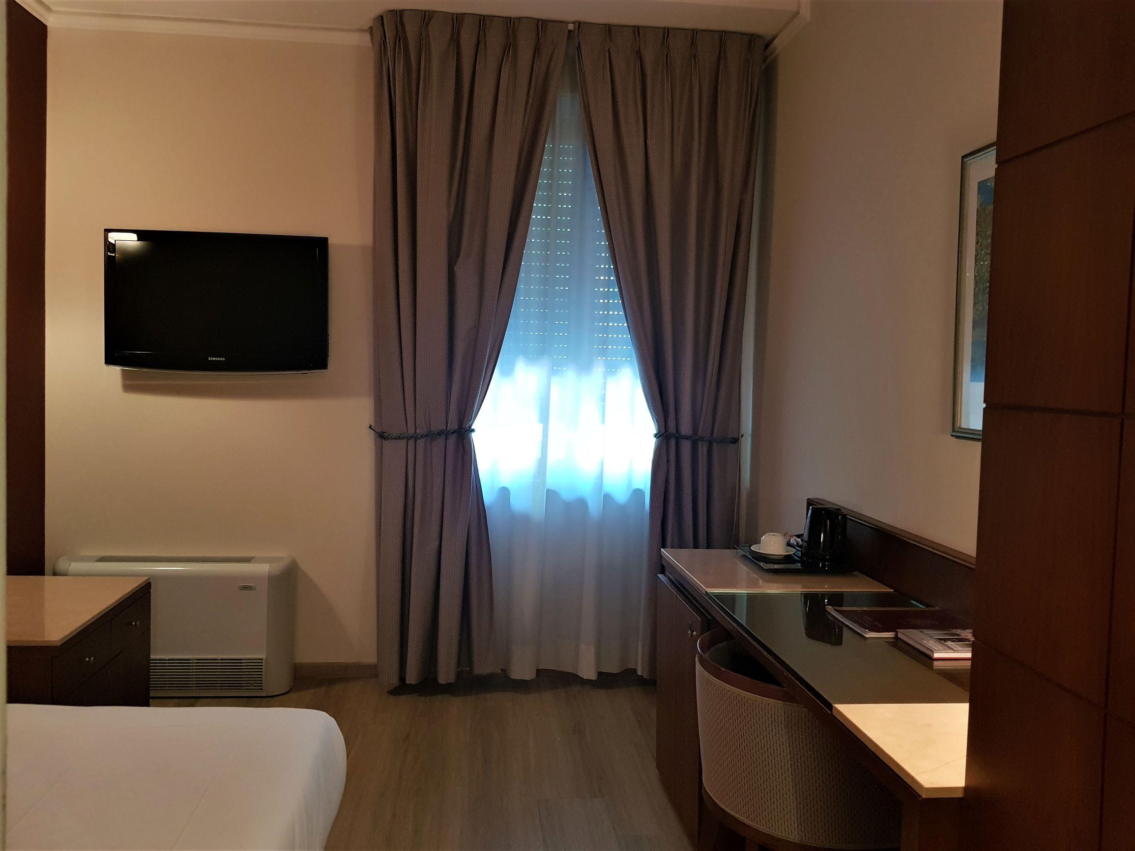 Astra Hotel Ferrara Eksteriør bilde